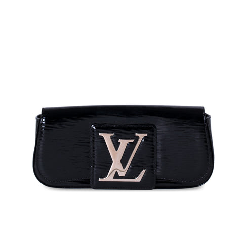 Valentino Quilted Rockstud Wallet on Chain
