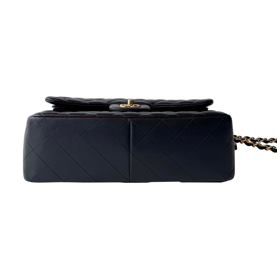 Chanel Classic Jumbo Double Flap Bag - revogue