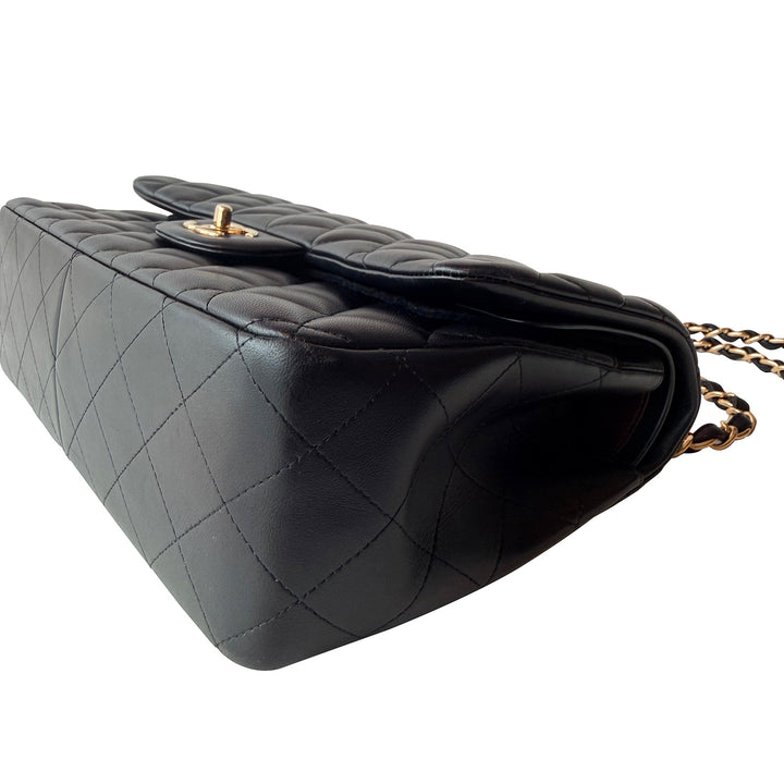 Chanel Classic Jumbo Double Flap Bag - revogue