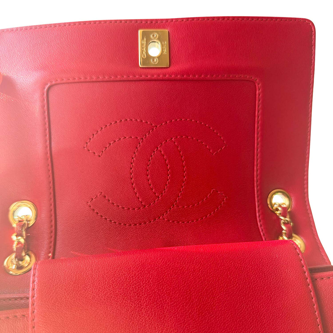 Chanel Medium Mademoiselle Flap Bag - revogue