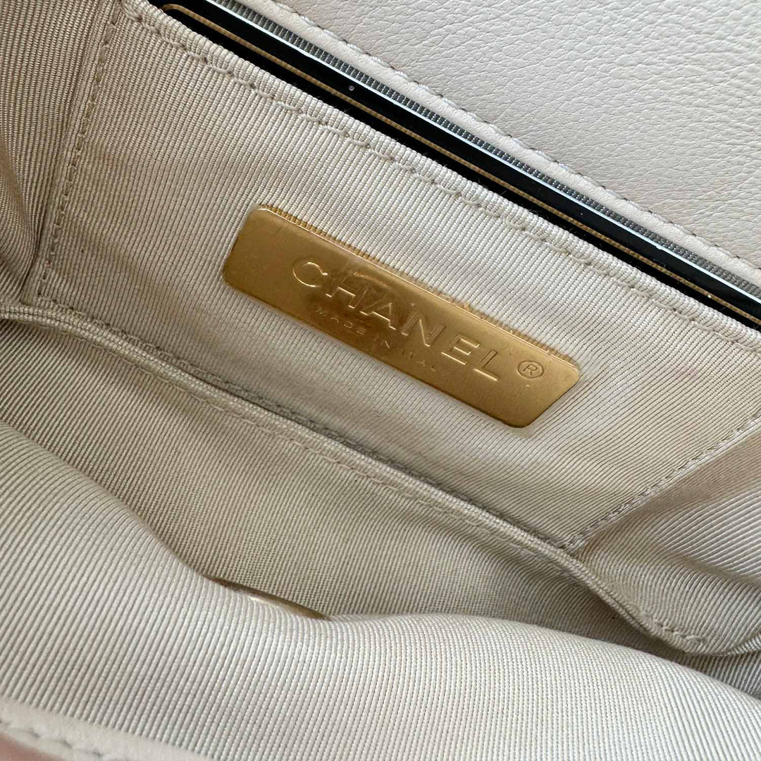 Chanel 19 Leather Waist Bag