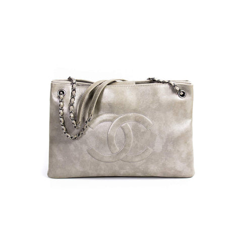 Chanel Camelia Wallet on Chain