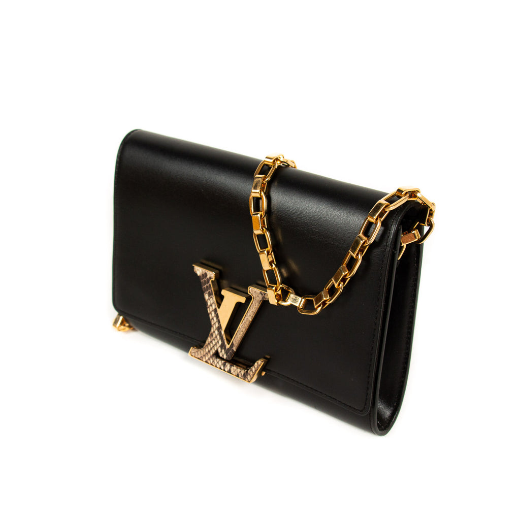 Louis Vuitton Chain Louise MM Bags Louis Vuitton - Shop authentic new pre-owned designer brands online at Re-Vogue