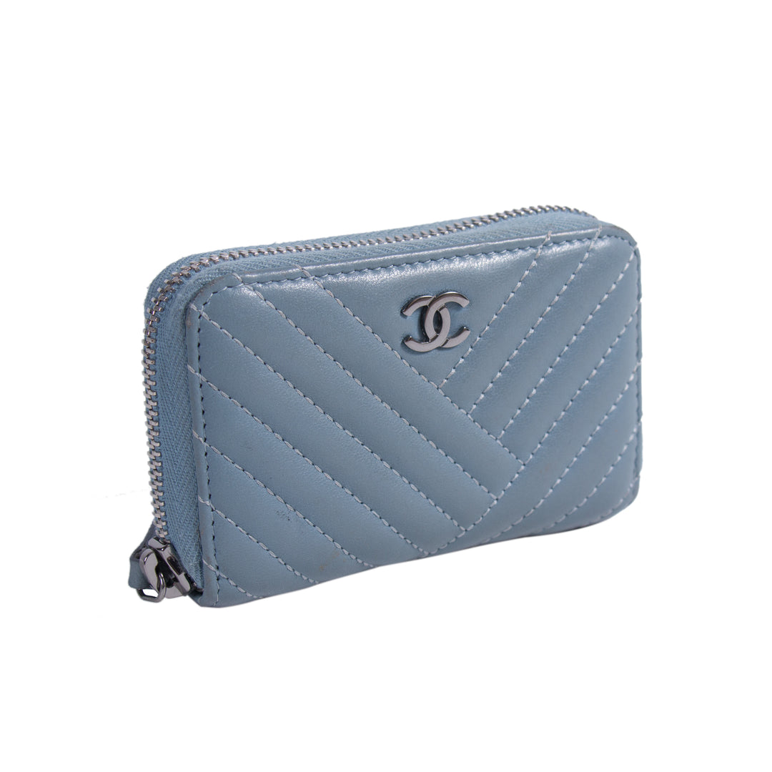 Chanel Lambskin Coin Purse Accessories Chanel - Shop authentic new pre-owned designer brands online at Re-Vogue