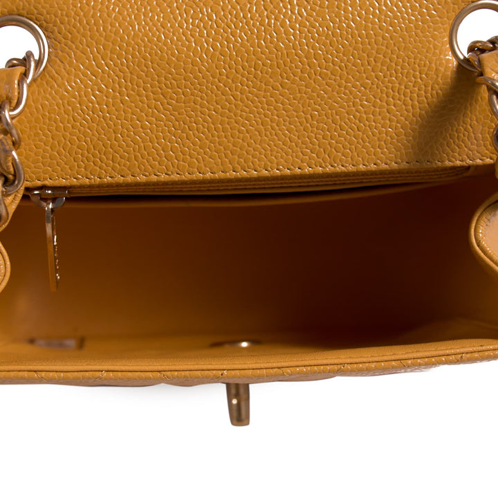 Chanel Classic Mini Square Flap Bag Bags Chanel - Shop authentic new pre-owned designer brands online at Re-Vogue