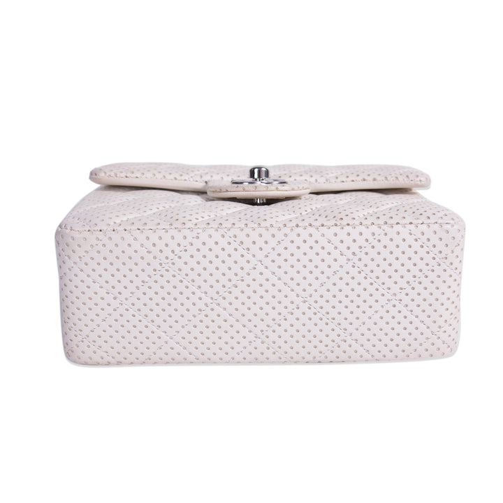 Chanel Classic Square Mini Flap Bag Bags Chanel - Shop authentic new pre-owned designer brands online at Re-Vogue