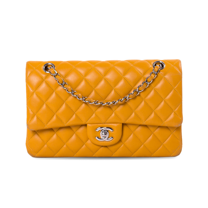 Chanel Classic Medium Double Flap Bag Bags Chanel - Shop authentic new pre-owned designer brands online at Re-Vogue