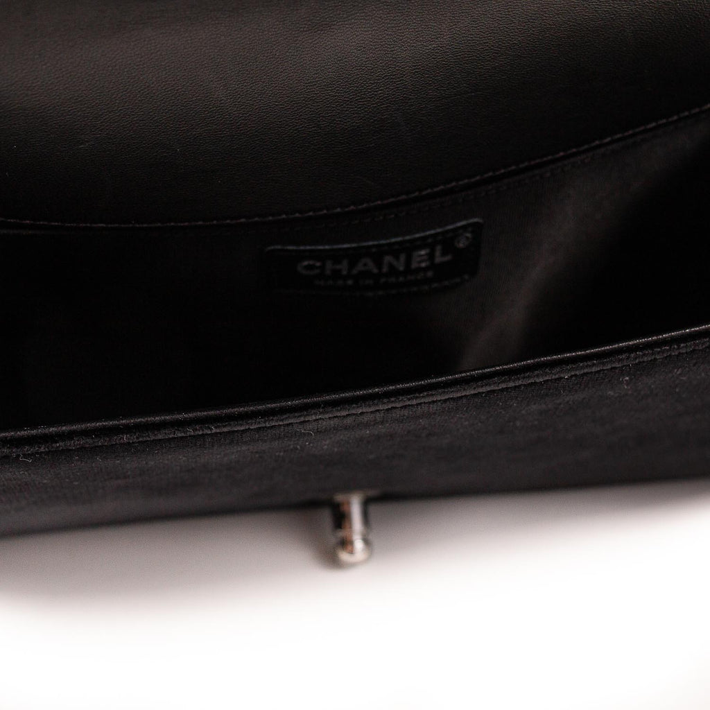 Chanel Medium Velvet Boy Bag Bags Chanel - Shop authentic new pre-owned designer brands online at Re-Vogue