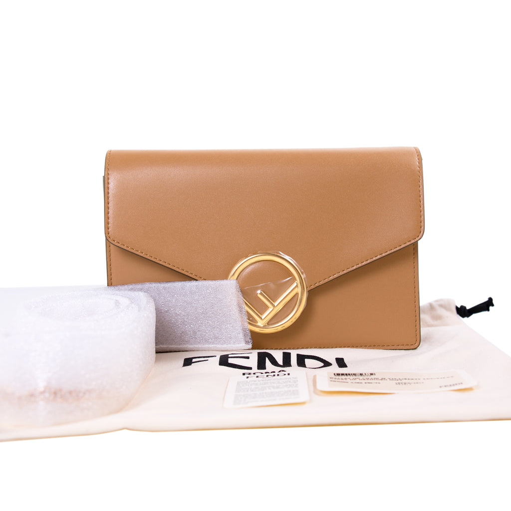 Fendi Wallet on Chain F Leather Shoulder Bag Bags Fendi - Shop authentic new pre-owned designer brands online at Re-Vogue