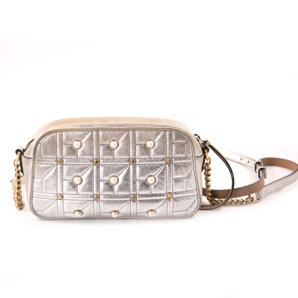 Gucci GG Marmont Matelassé Silver Metallic Bag Bags Gucci - Shop authentic new pre-owned designer brands online at Re-Vogue