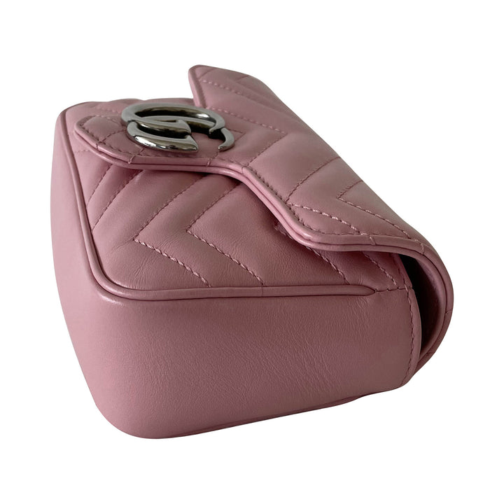 Gucci GG Marmont Matelassé Super Mini Bag