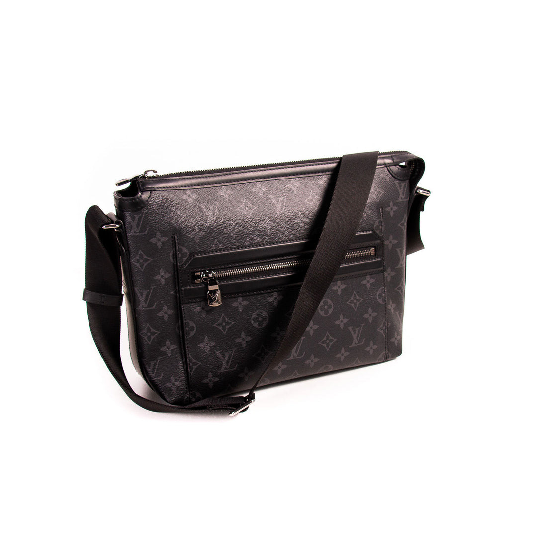 Louis Vuitton Odyssey Messenger PM Bags Louis Vuitton - Shop authentic new pre-owned designer brands online at Re-Vogue