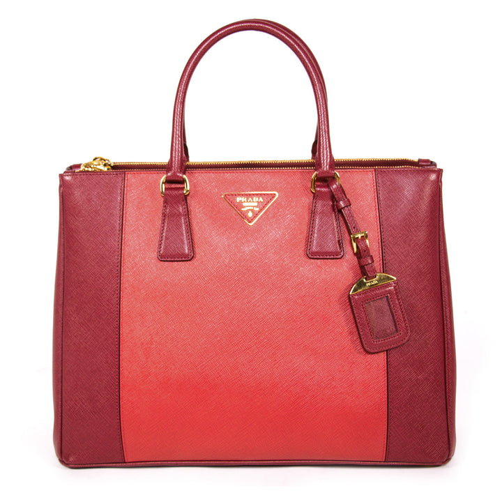 Prada Large Saffiano Double Zip Tote Bags Prada - Shop authentic new pre-owned designer brands online at Re-Vogue