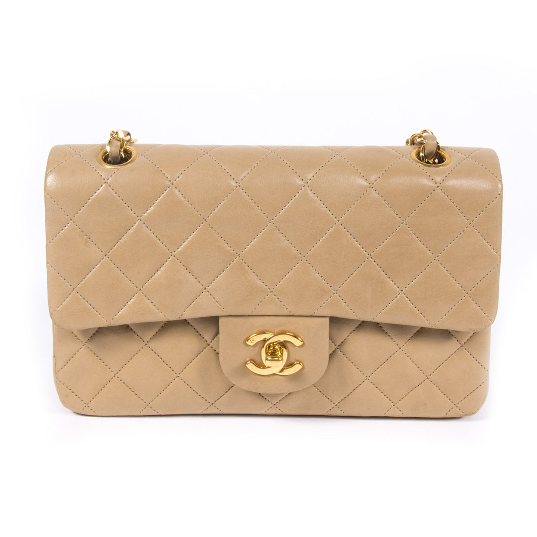 Chanel Classic Small Double Flap Bags Chanel - Shop authentic new pre-owned designer brands online at Re-Vogue