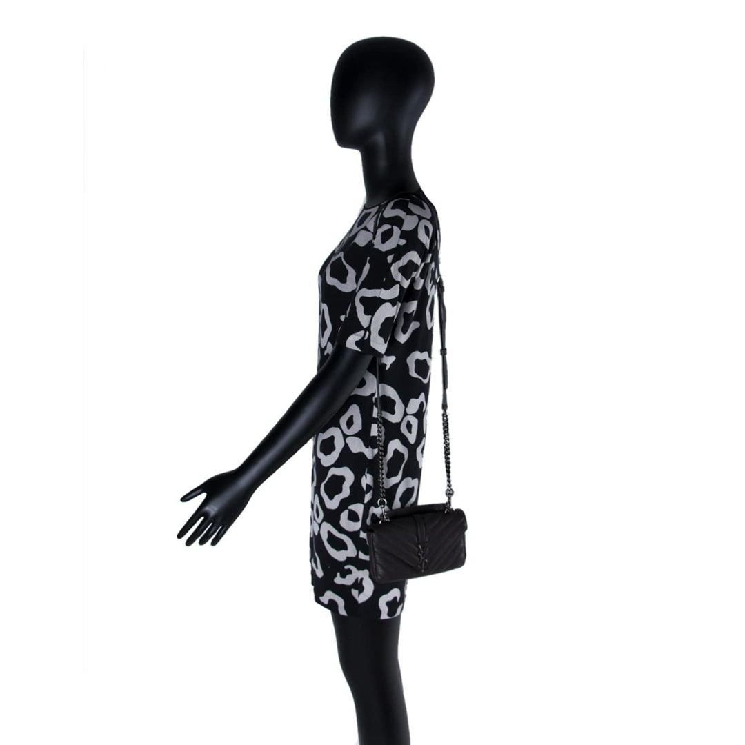 Saint Laurent Monogram College Chain Wallet Bags Yves Saint Laurent - Shop authentic new pre-owned designer brands online at Re-Vogue